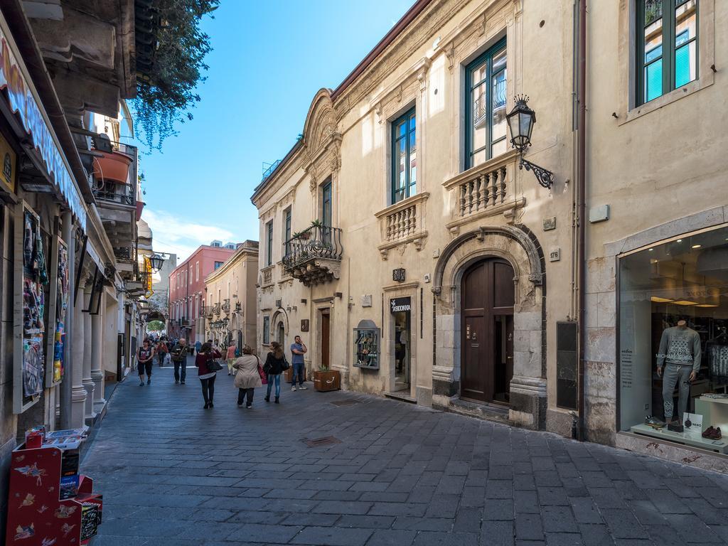 Varo Apartment Taormina Exterior foto